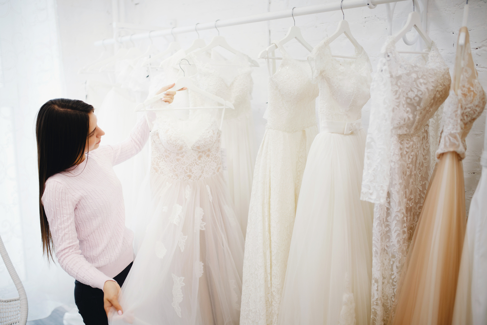 Best Bridal Gowns in Utah to Match Your Wedding Venue. Desktop Image